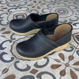 Dansko Black Leather Clogs Size 38